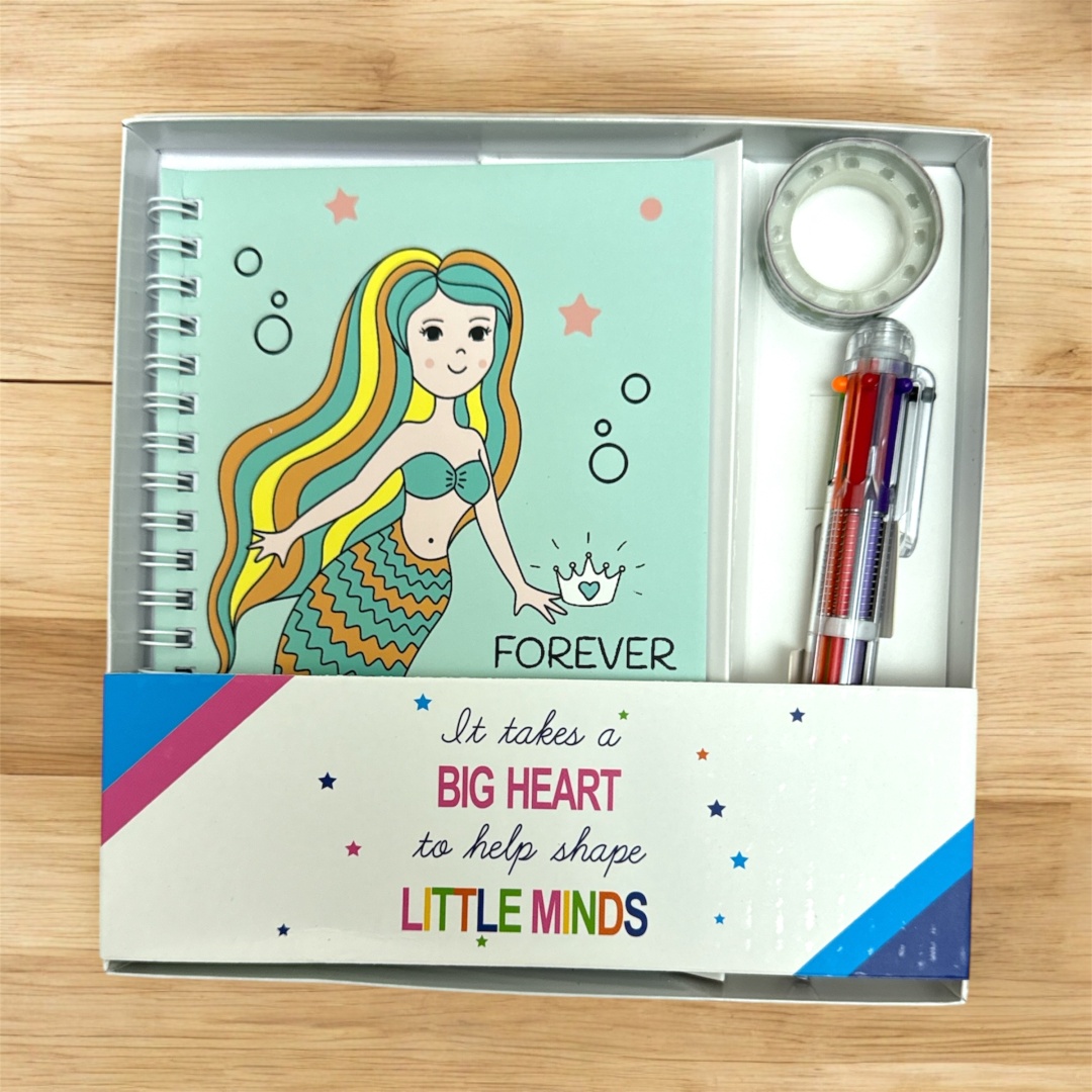 Набор подарочный для девочки Блокнот + ручка+цв. скотч